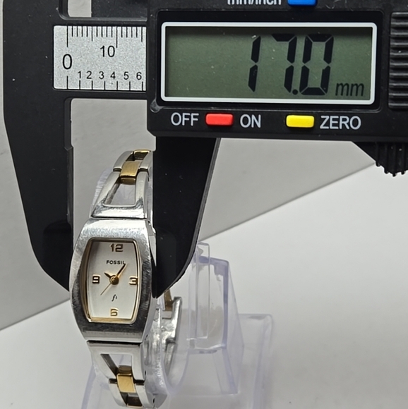 Womens Fossil F2 Watch 17mm Silver Gold Two Tone ES-9382 New Battery Petite - Picture 4 of 9